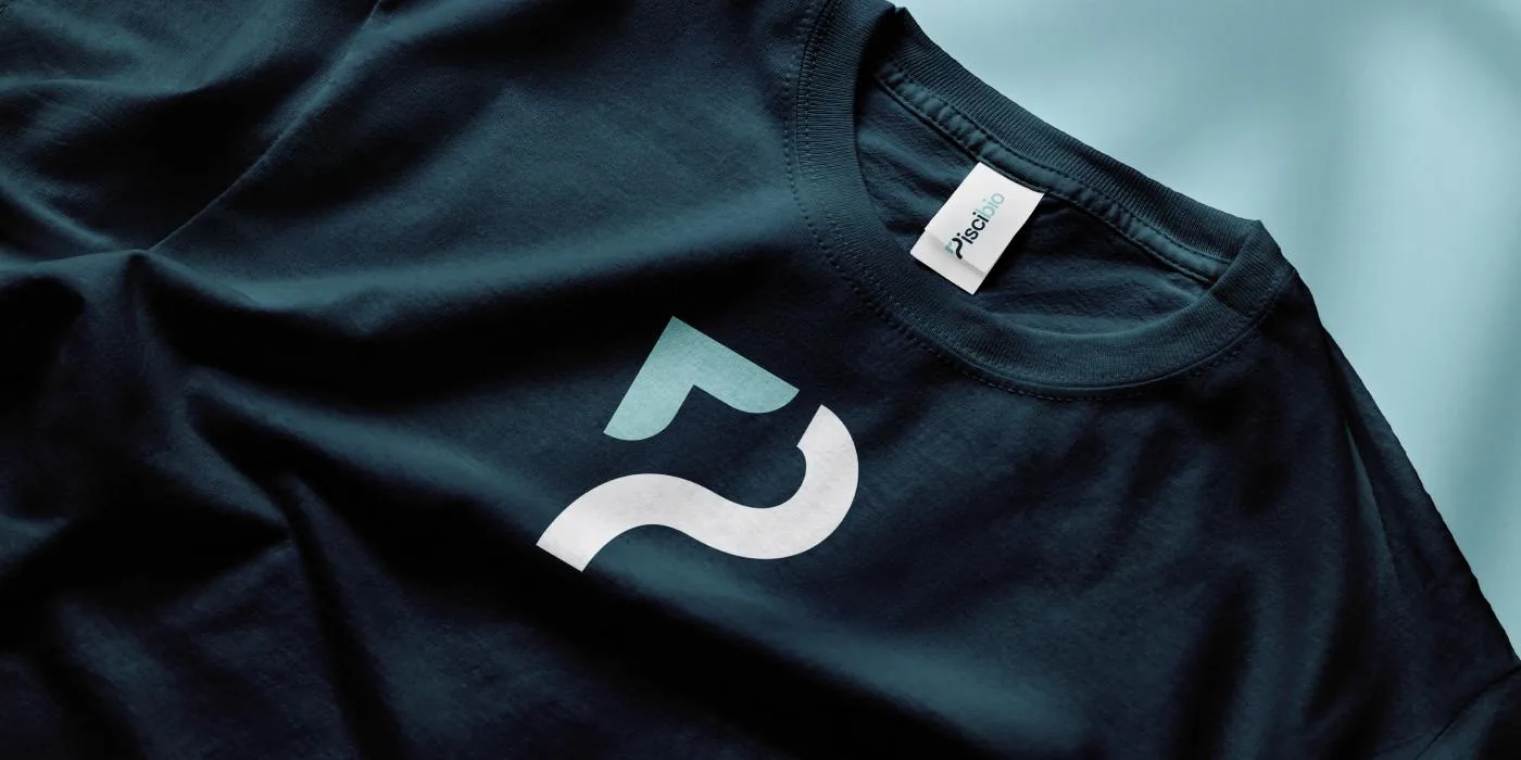T-shirt avec le symbole
